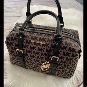 🚨SOLD🚨Michael Kors LG Ginger Satchel beige